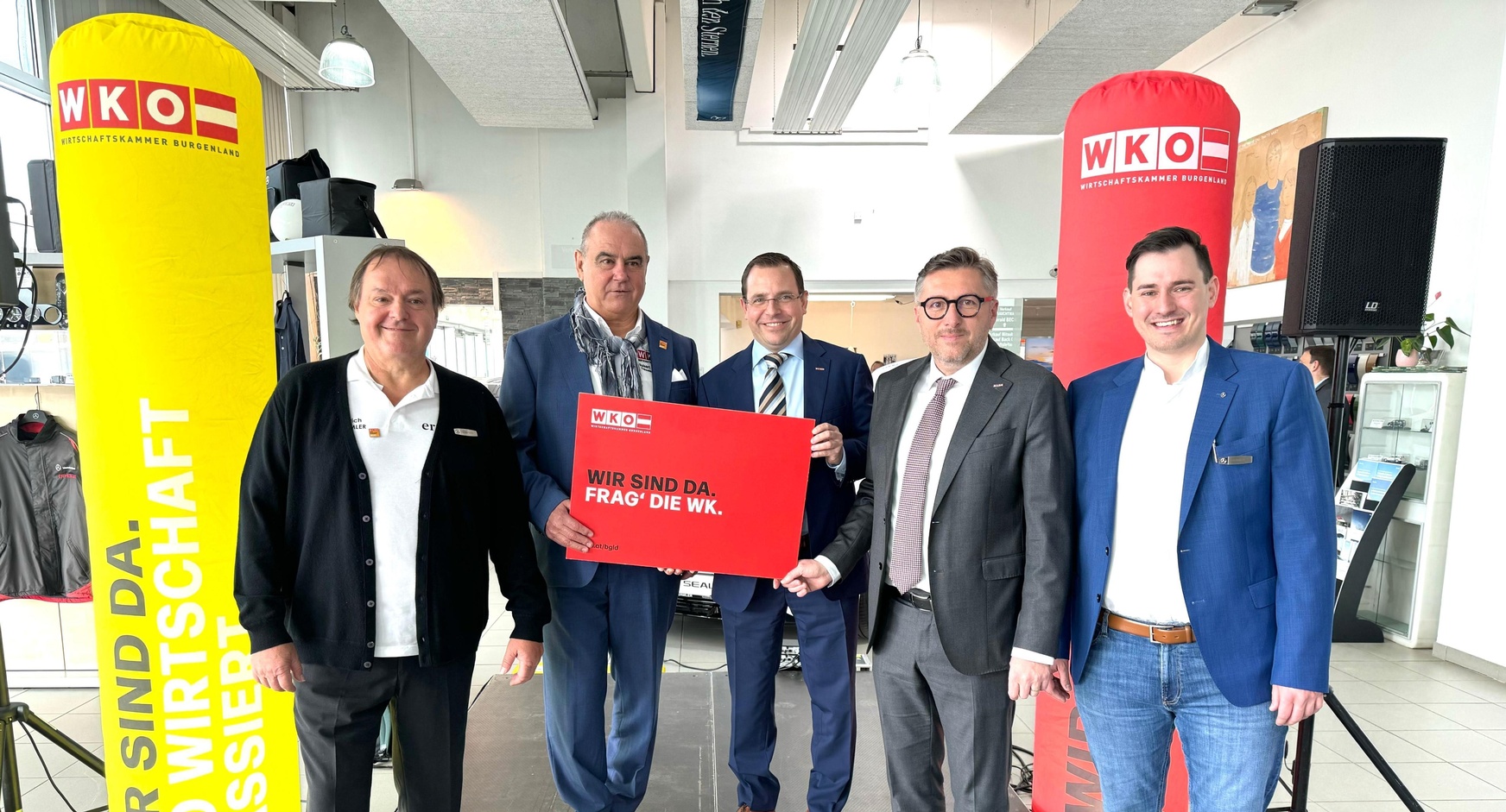 Erich Ermler sen., Regionalstellenobmann Robert Frank, Wirtschaftskammerpräsident Andreas Wirth, WK-Direktor Harald Schermann und Erich Ermler jun. (v. l.). 