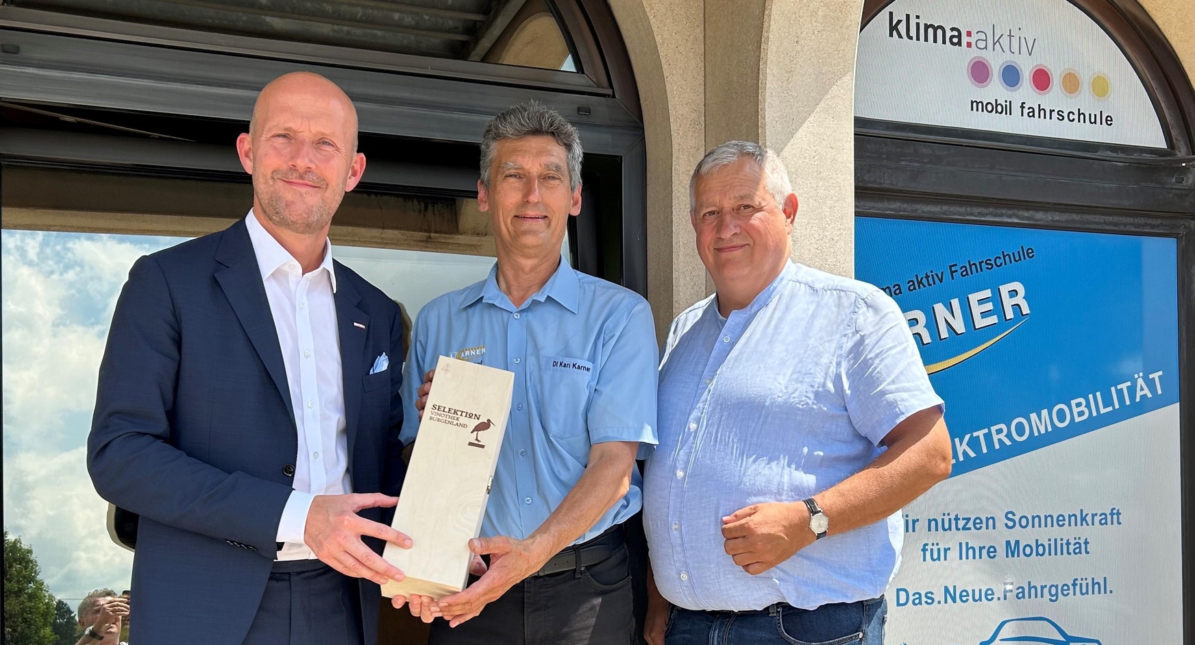 WK-Vizepräsident Martin Horvath, KommR Karl Karner und Spartenobmann Hans-Dieter Buchinger (v. l.). 