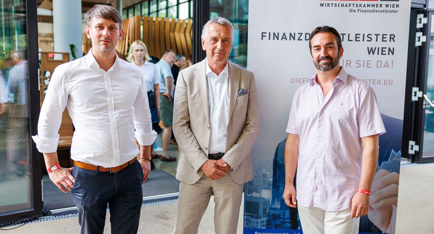 Impressionen und Teilnehmer des Sommerfestes der Fachgruppe Finanzdienstleister Wien 2024 