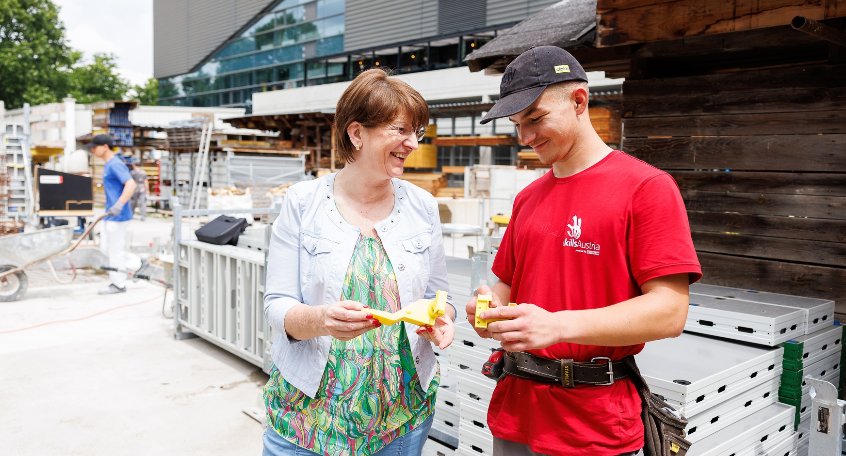 Maria Neumann besucht WorldSkills-Teilnehmer