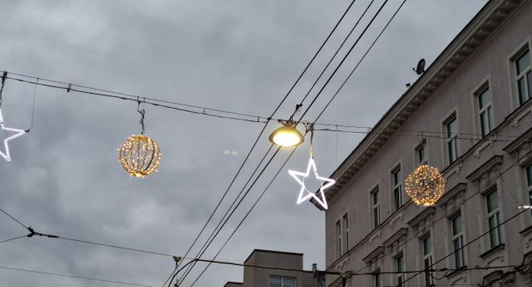 Weihnachtsbeleuchtung Thaliastraße