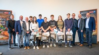 Teilnehmer und Sieger des Landeslehrlingswettbewerbs Metalltechniker Oberösterreich 2024