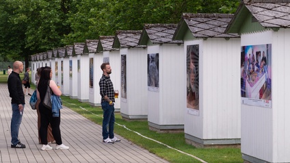 Vom Portrait bis zur Landschaft zeigen die Kärntner Berufsfotografen in Zusammenarbeit mit den Stadtwerken Klagenfurt ab 4. Juli zum vierten Mal eine umfangreiche Kunstausstellung im Strandbad.