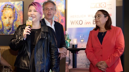 Verna Haller (WKOimBezirk), Thomas Strachota (Bezirksblatt), Julia Lessacher (BV6)