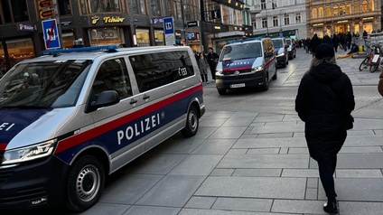 Polizeiautos in der Innenstadt