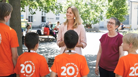 WKÖ-Vizepräsidentin Carmen Goby bei der KinderuniWien