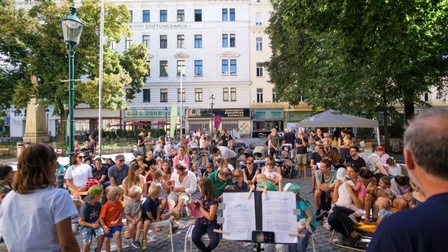 Ausblick von der Bühne Richtung Zuschauer