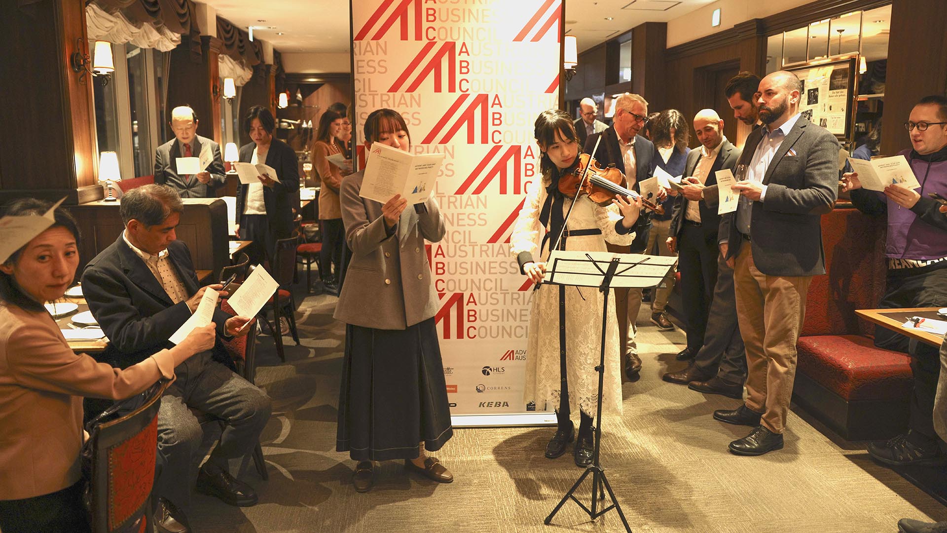 Menschen beim Singen