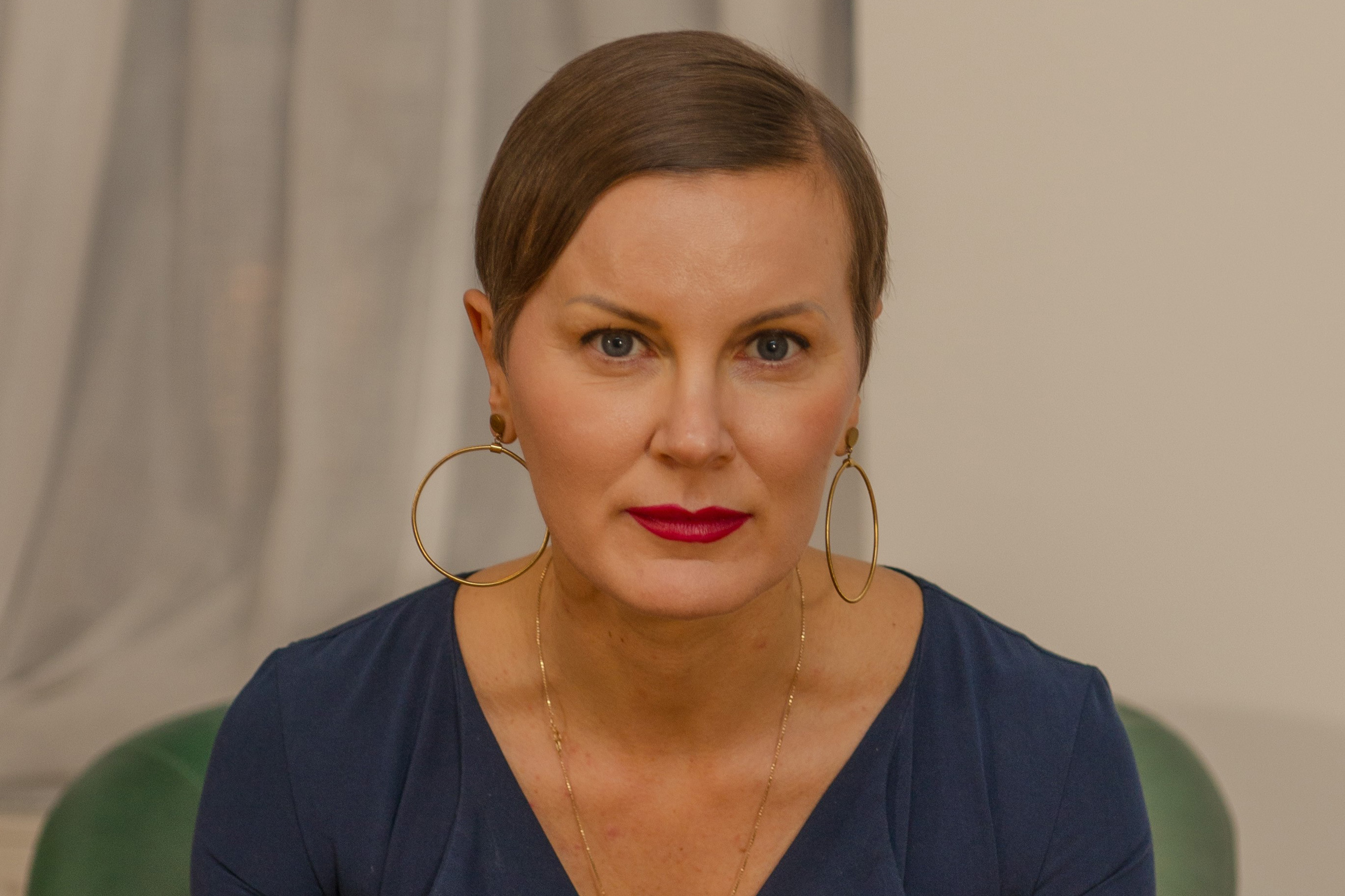 Portraitfoto von Stefanie Lintschinger 