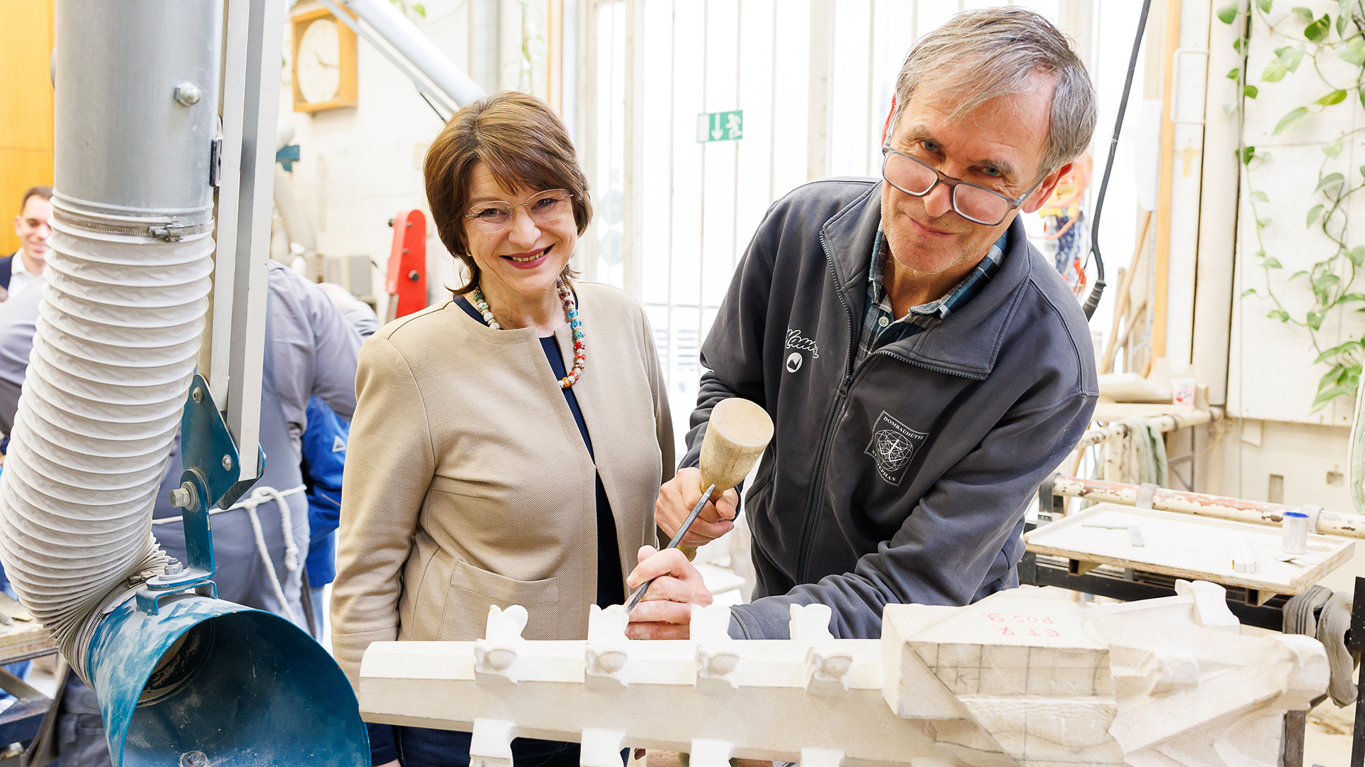 Kunsthandwerk, Frau und Mann