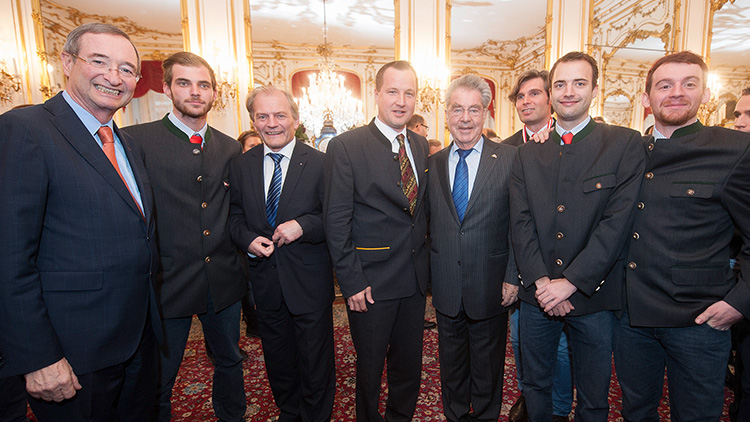 Teilnehmer mit Bundespräsident