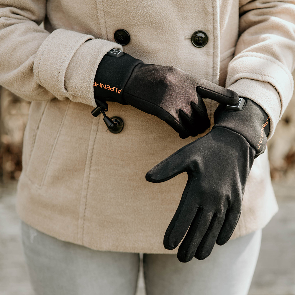 Nahaufnahme der beheizbaren Handschuhe von Alpenheat