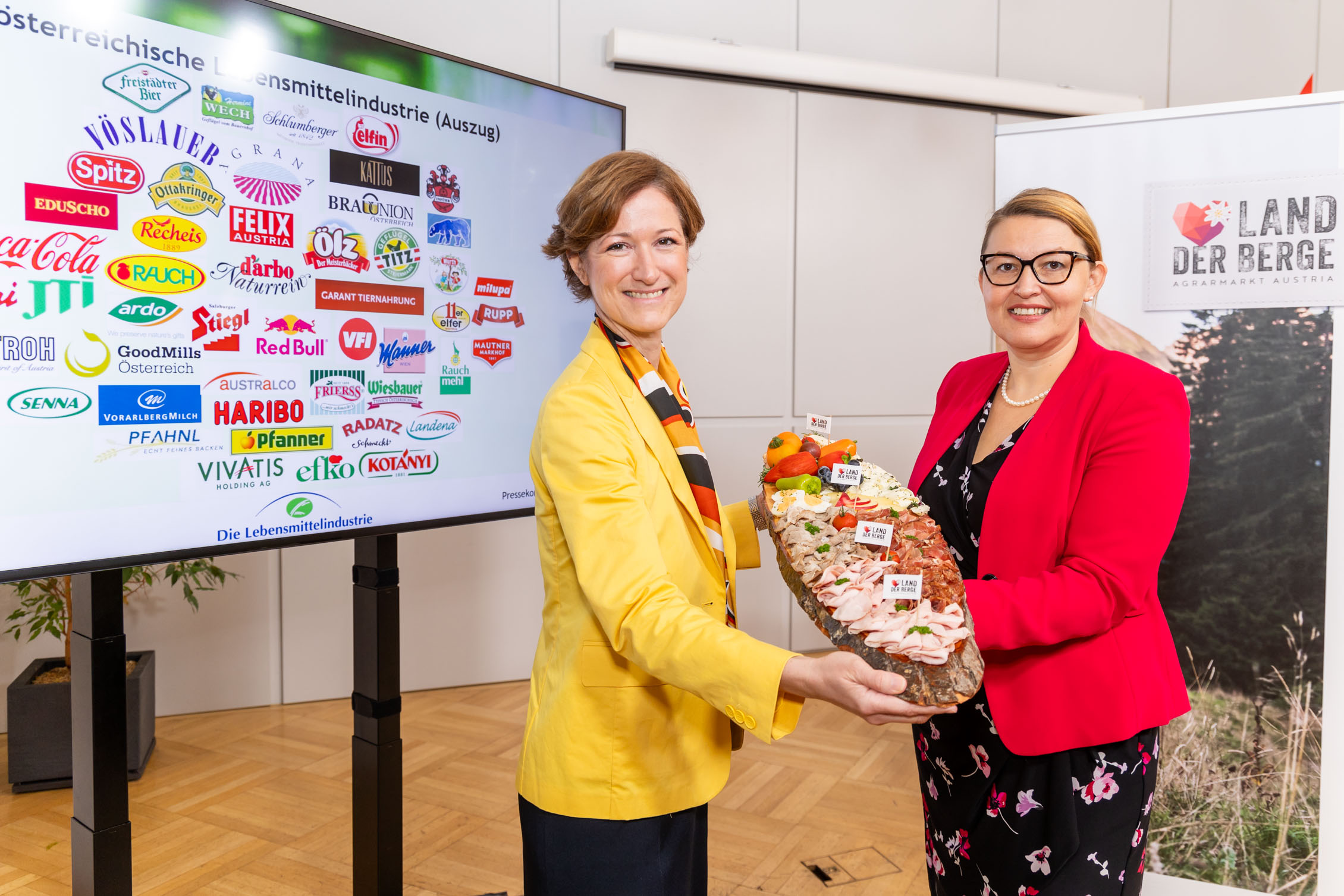 Katharina Koßdorff, Christina Mutenthaler-Sipek