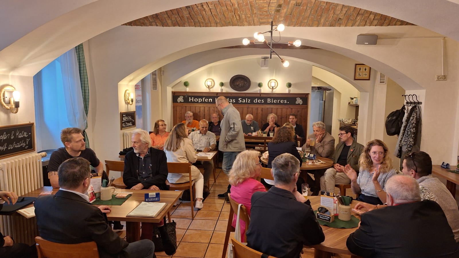 Menschen im Gösser Bräu